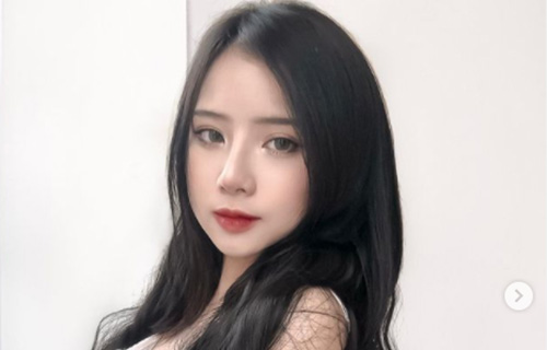 Video hút mắt người xem của em gái trong sáng